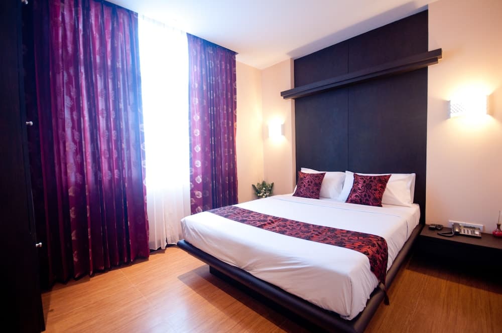 Siam Paradise Entertainment Complex, Room, photo 5
