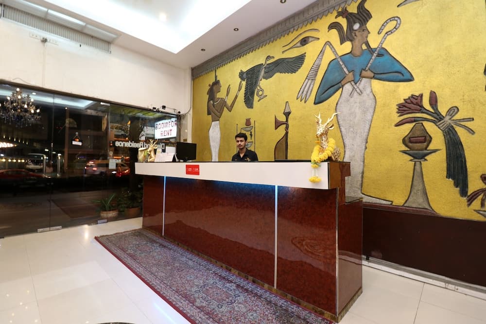 Diamond Residence Silom, Reception, photo 4