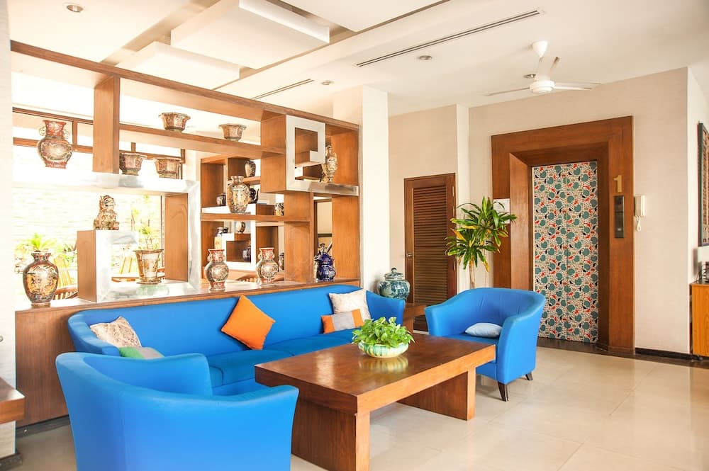 Crystal Inn Phuket, Lobby sitting area, photo 5