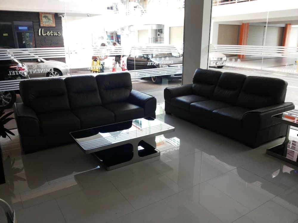 Eminent Hotel, Lobby sitting area, photo 5