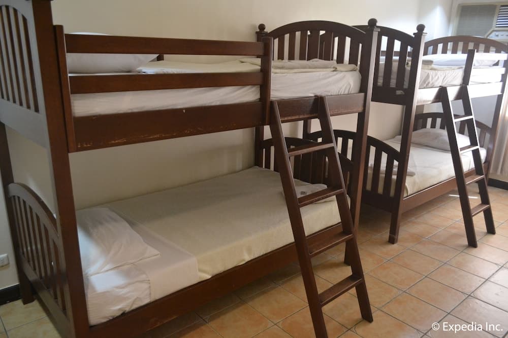 Tagaytay Country Hotel, Room, photo 5