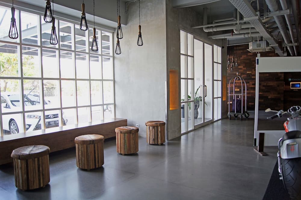 Zoom Hotels, Interior entrance, photo 2