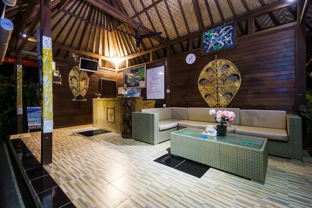 Laguna Reef Huts, Lobby sitting area, photo 5