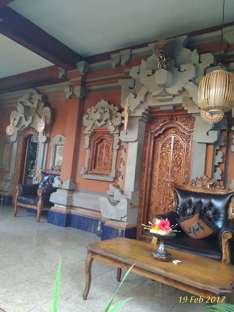 Praety Home Stay, Lobby sitting area, photo 3