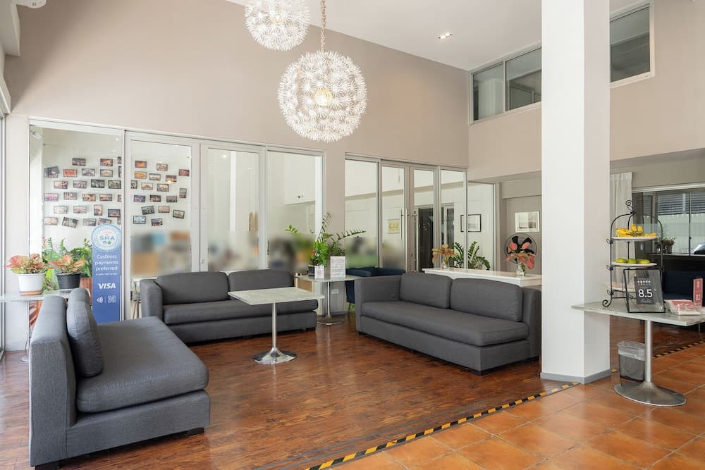 Ratchadamnoen Residence, Lobby, photo 2