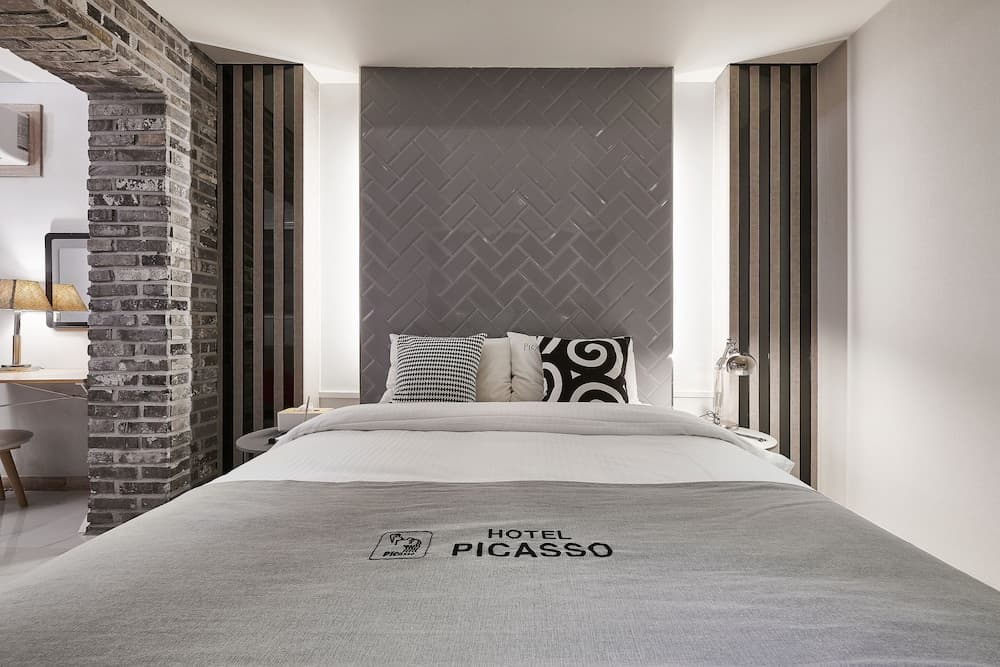 Picasso Hotel, Room, photo 4