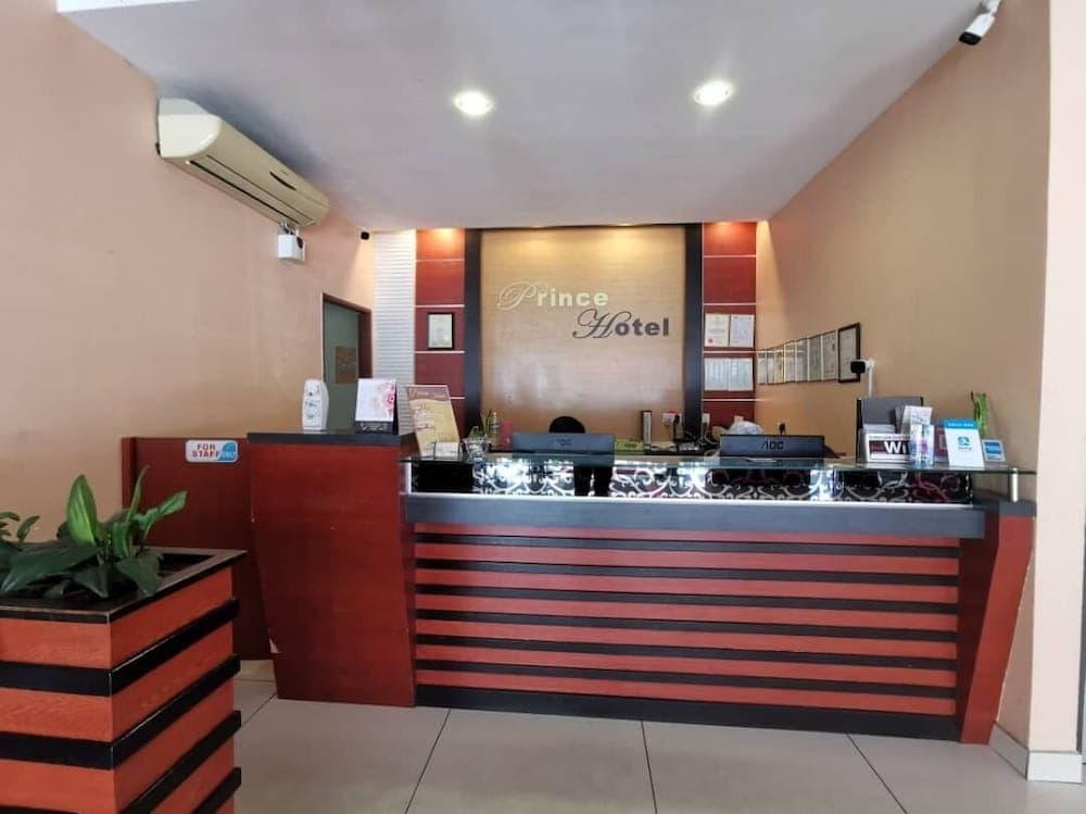 Prince Hotel, Reception, photo 5