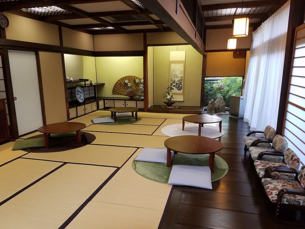 Sansou Tanaka, Lobby sitting area, photo 5