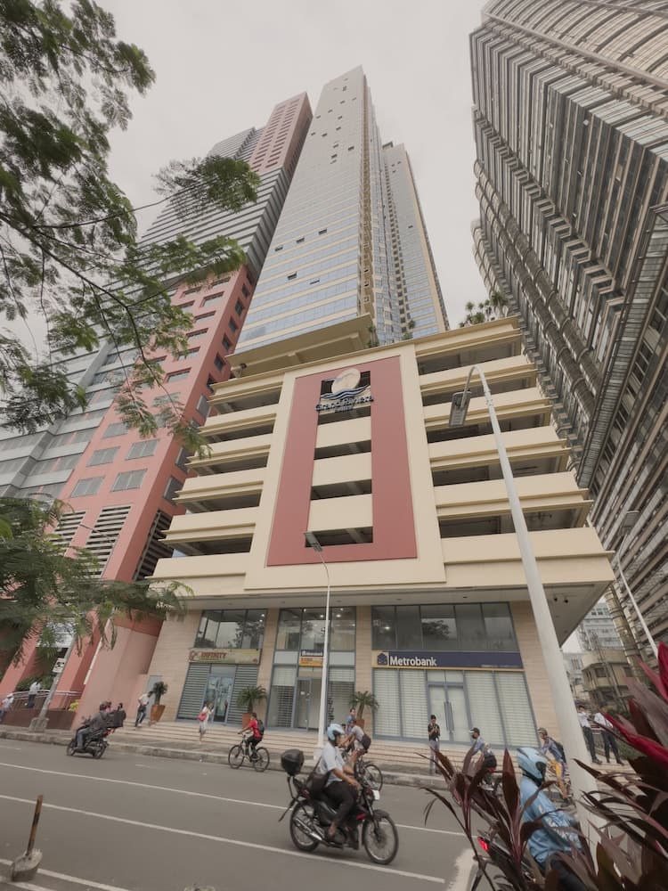 Roxas Blvd Ermita Studio US Embassy Mla 기본 이미지 사진 1