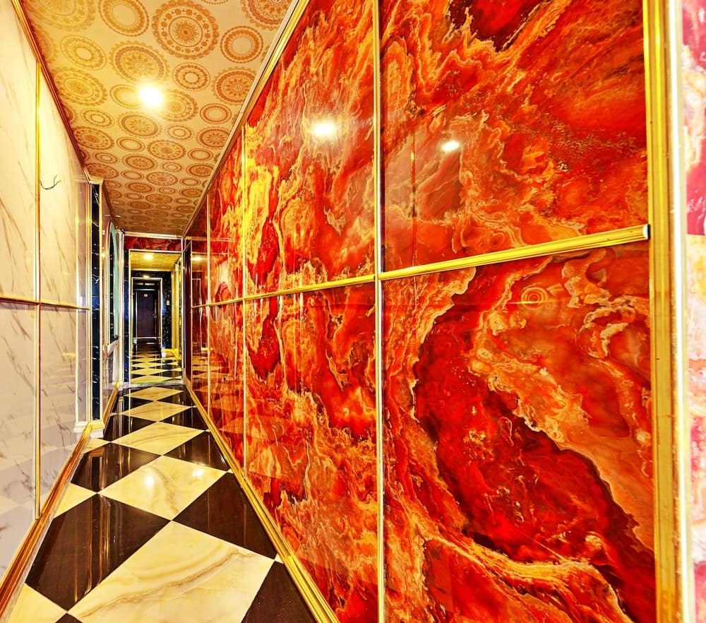 HANZ CK Saigon Central Hotel 리셉션 사진 4