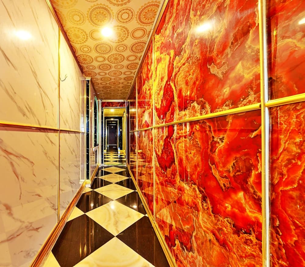 HANZ CK Saigon Central Hotel 리셉션 사진 5