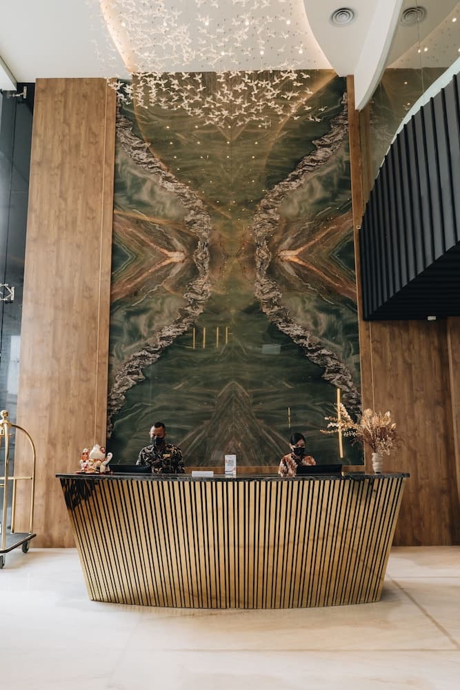 Grand Central Premier, Reception, photo 2
