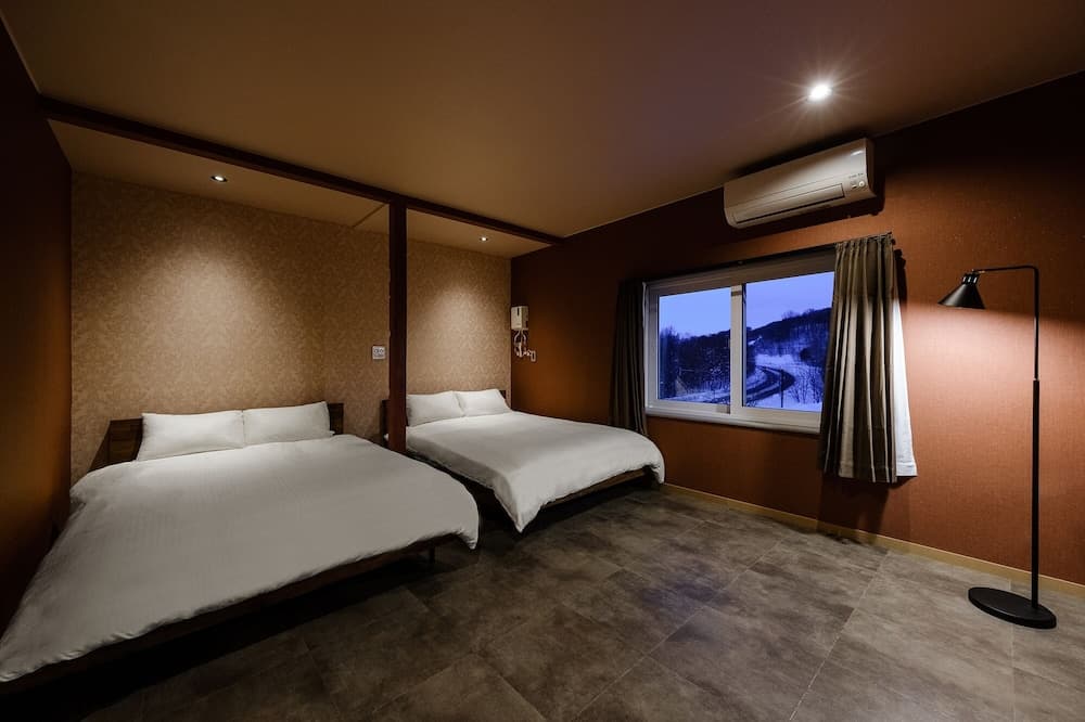 The Landmark, Room, photo 2