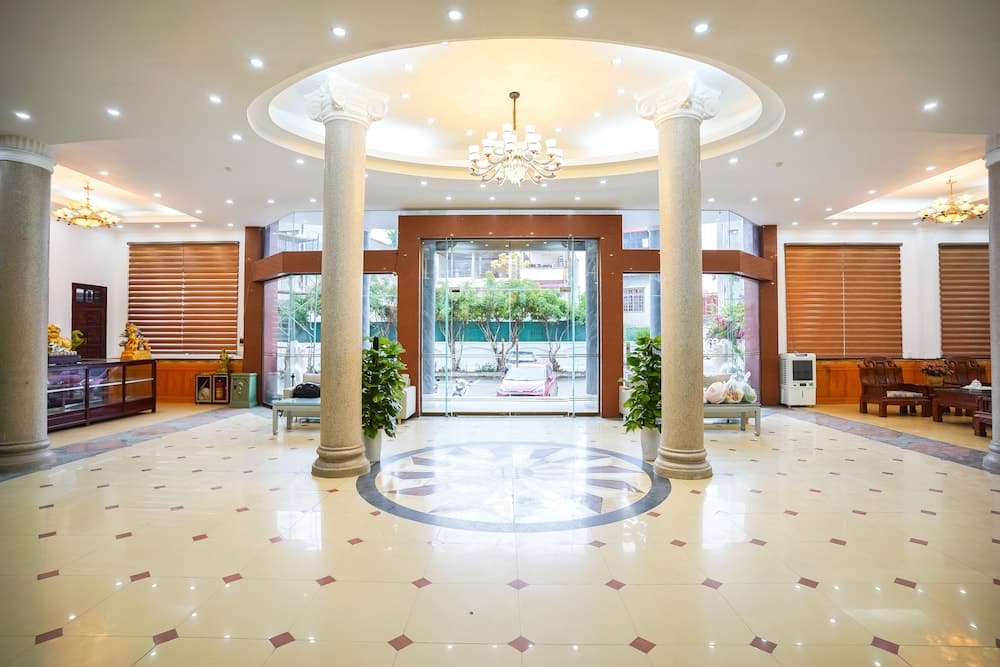 PHÚ QUÝ HOTEL 로비 사진 2