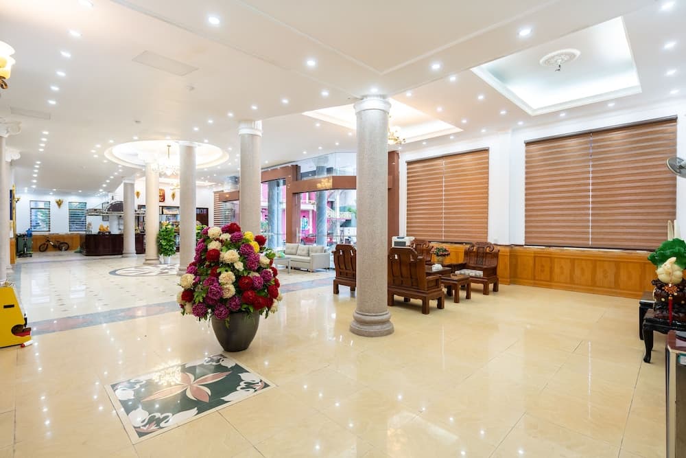 PHÚ QUÝ HOTEL 로비 사진 4