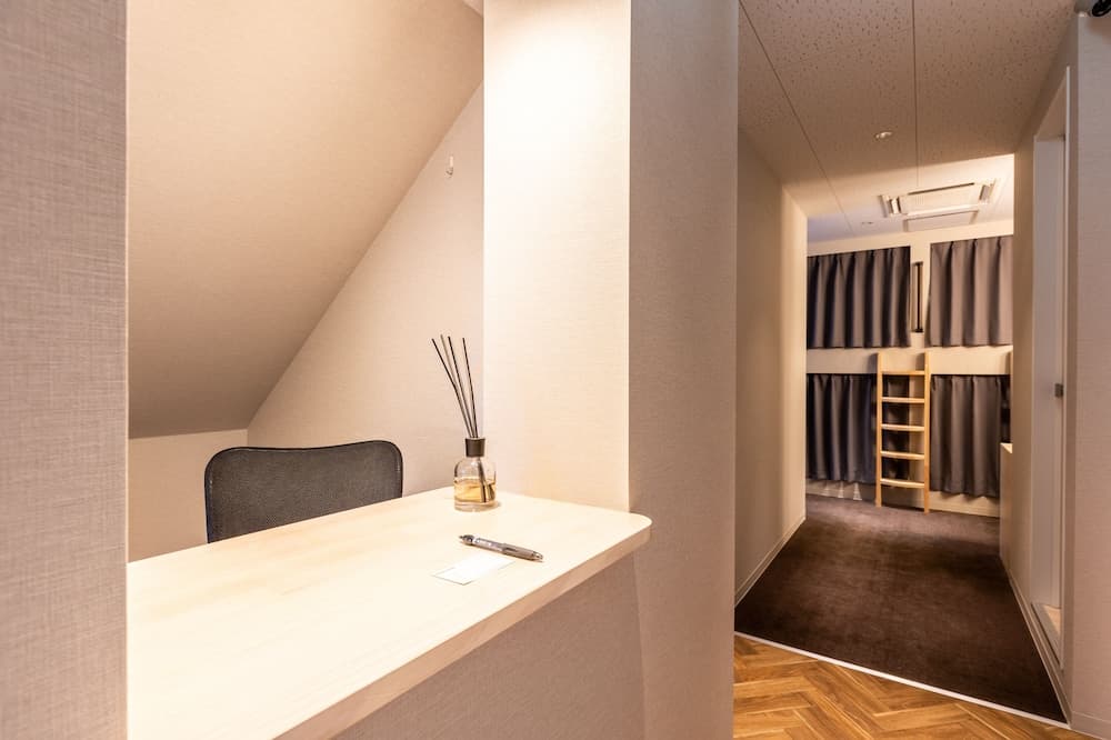 Akasaka The Hostel, Reception, photo 1