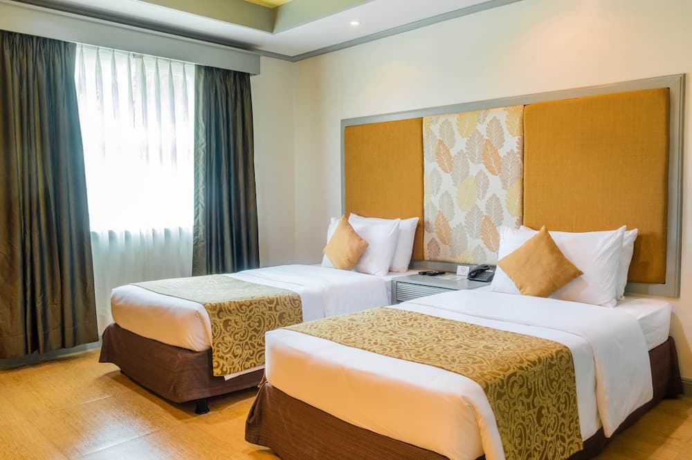 La Piazza Hotel and Convention Center 객실 사진 4