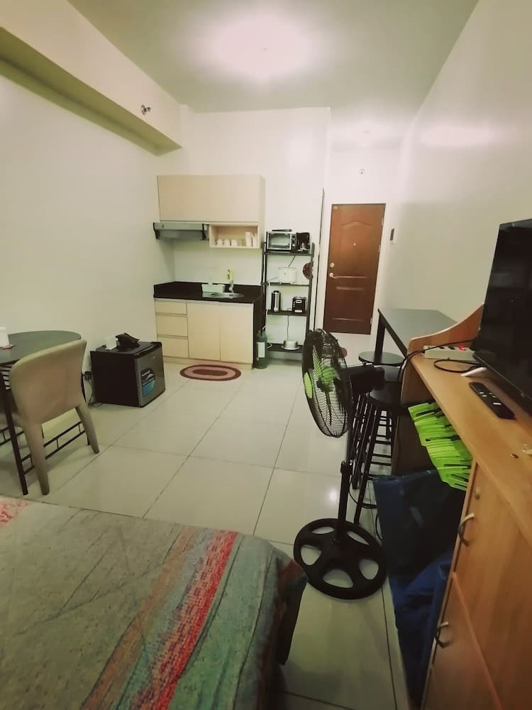 Dimacs Staycation, Room, photo 4