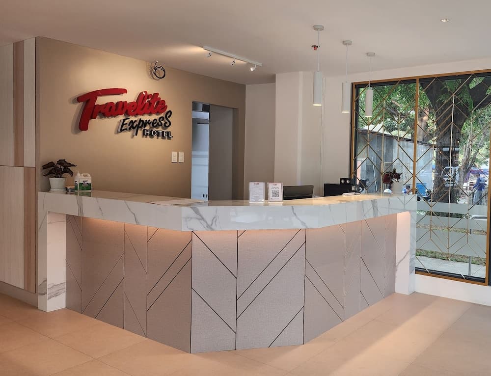 TRAVELITE EXPRESS HOTEL LA UNION 리셉션 사진 2