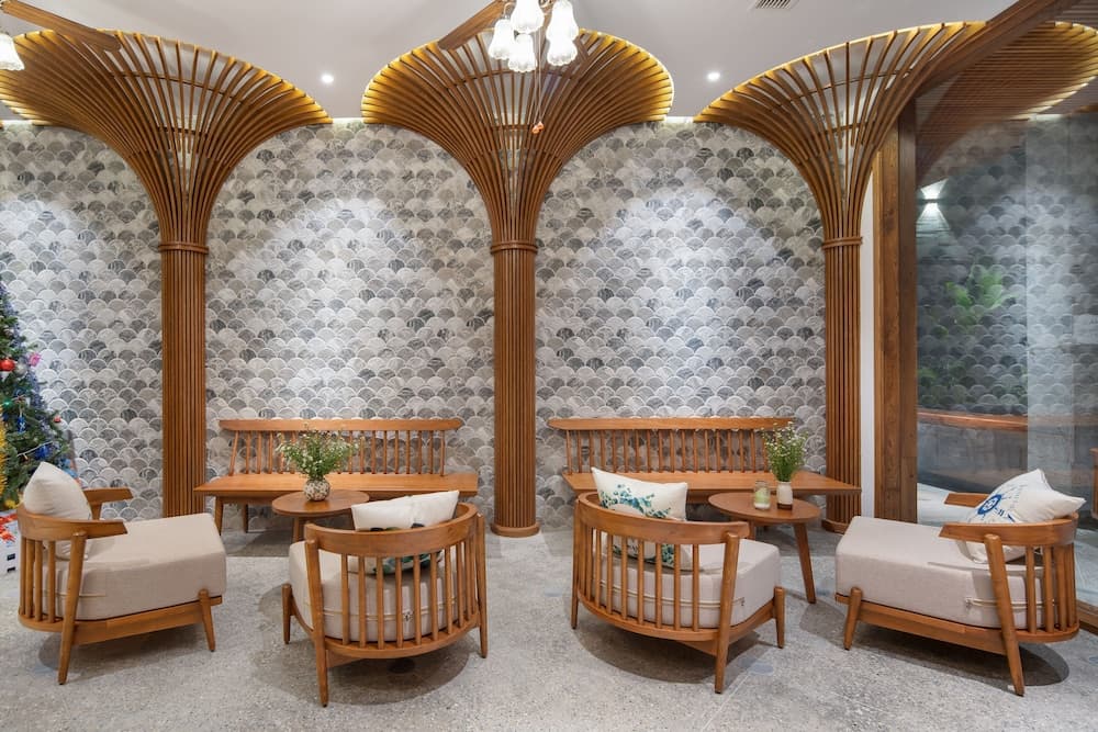 Vernalhome Boutique Danang Hotel, Lobby, photo 3