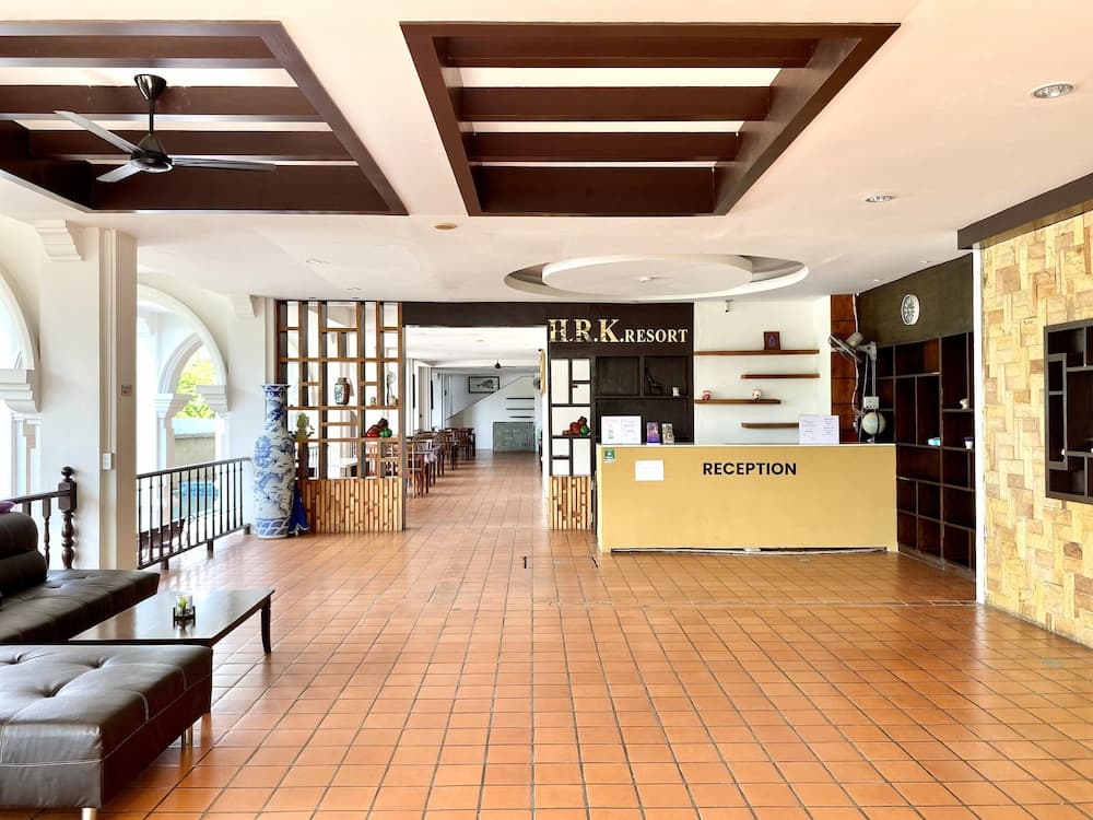 HRK Resort, Interior entrance, photo 2