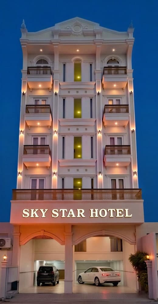Sky Star Hotel 기본 이미지 사진 1