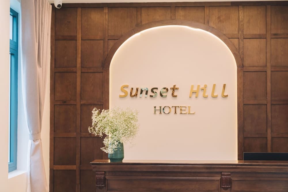 Sunset Hill Hotel, Reception, photo 4