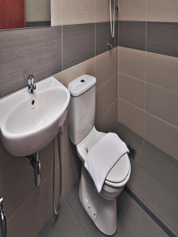 U Pac Hotel, Bathroom, photo 4
