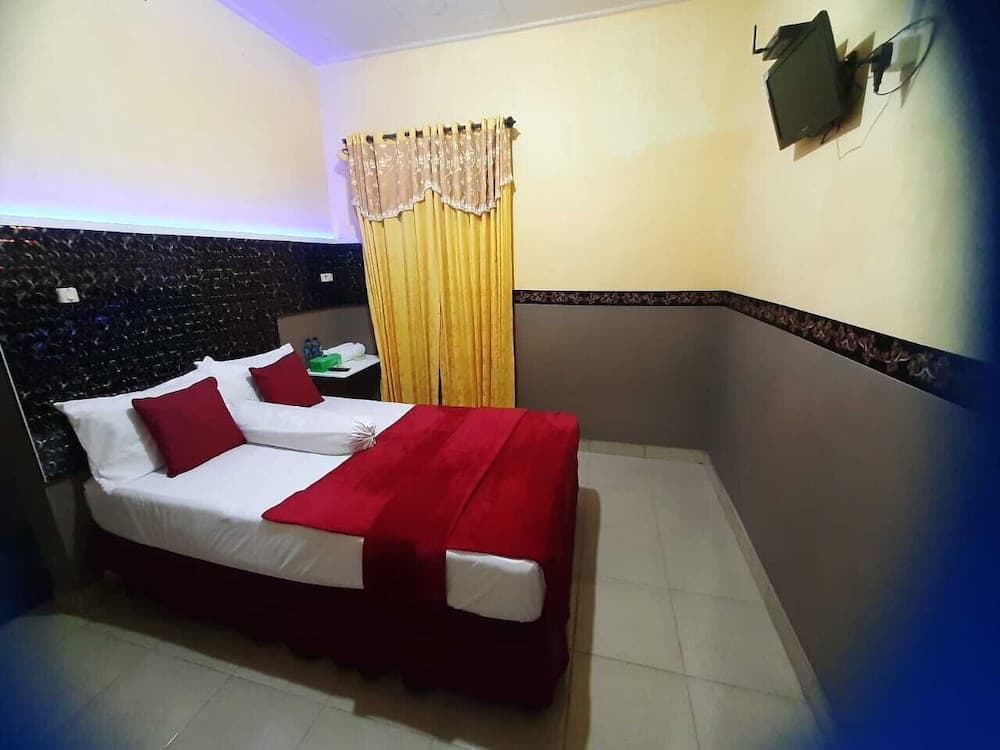 HALFWAY House, Room, photo 2