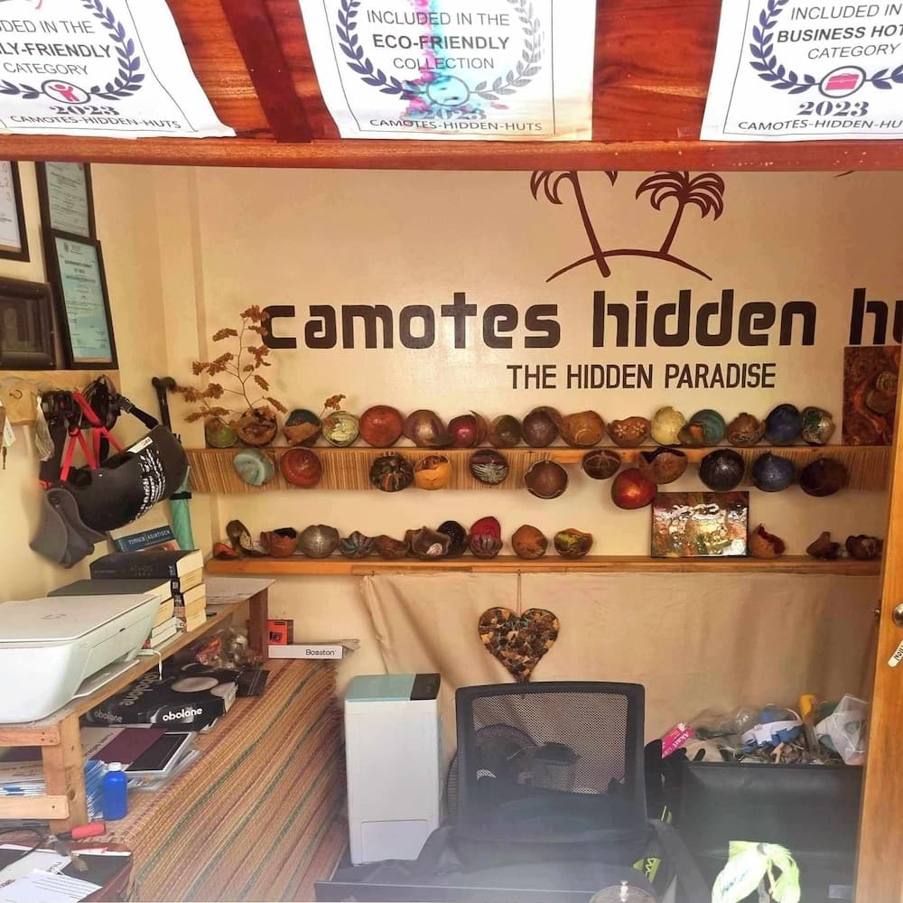 Camotes hidden huts-rooms-bar-restaurant 리셉션 사진 3
