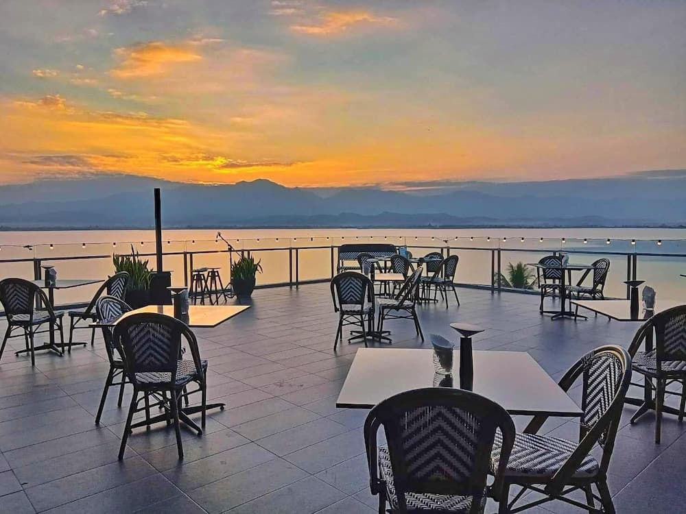 M2 Hotel Waterside 기본 이미지 사진 1