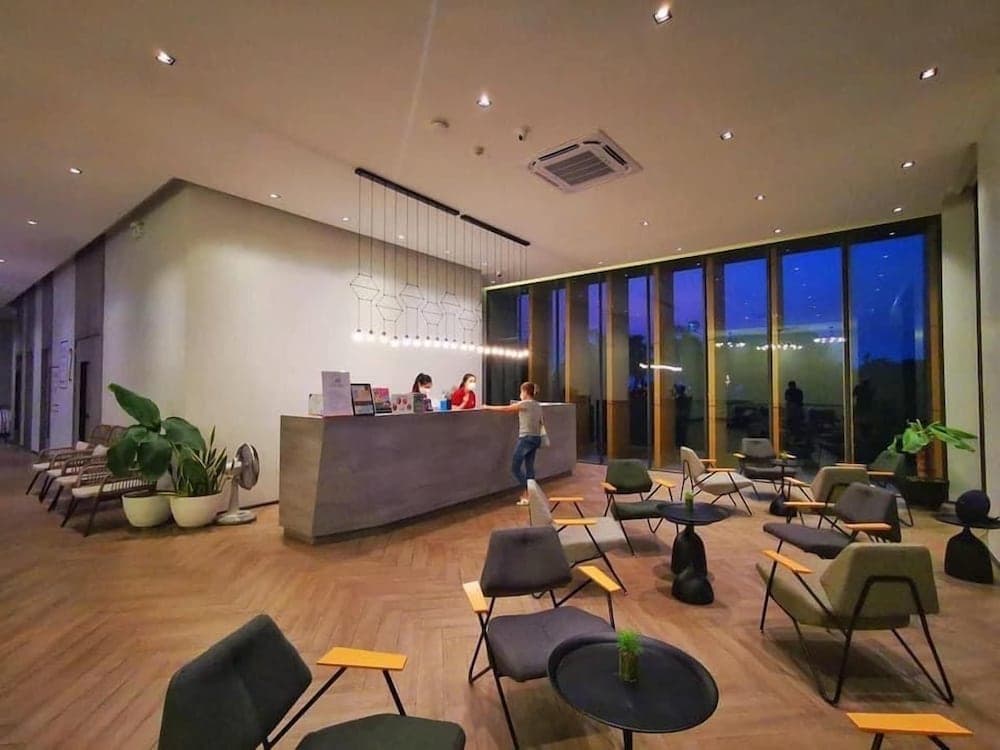 M2 Hotel Waterside 리셉션 사진 2