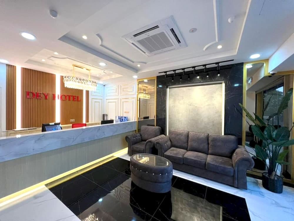 Townhouse OAK Dey Hotel 로비 사진 2