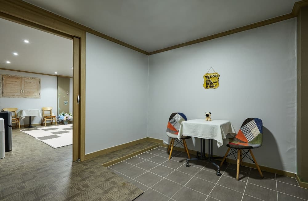 California Hotel, Room, photo 5