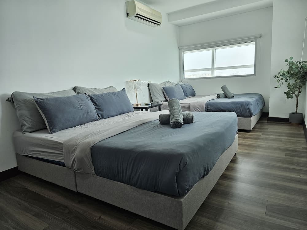 Maritime Suites by The Only Bnb, Room, photo 5