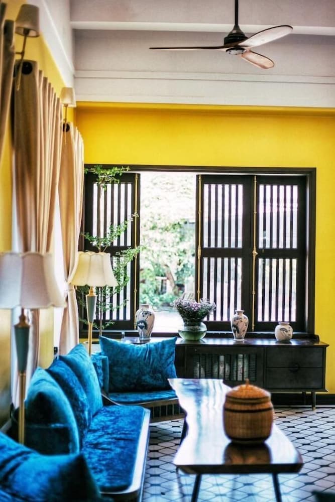 Huynh Gia House 거실 공간 사진 4