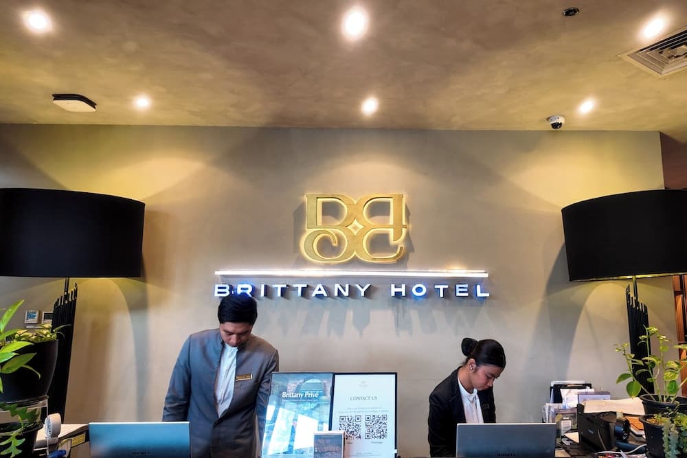 Brittany Hotel BGC 리셉션 사진 4