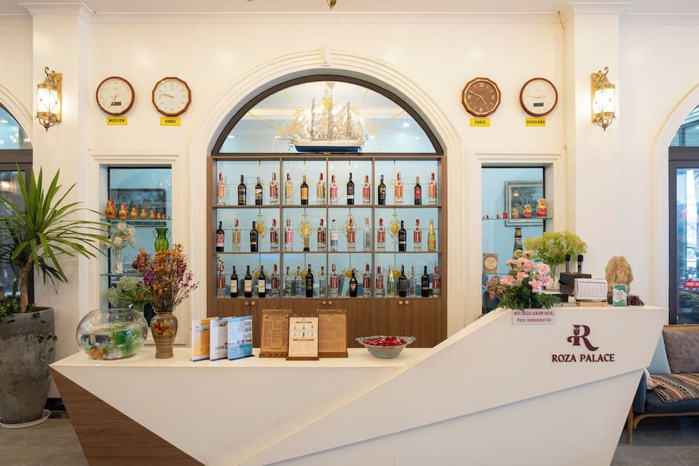 Roza Palace, Reception, photo 4