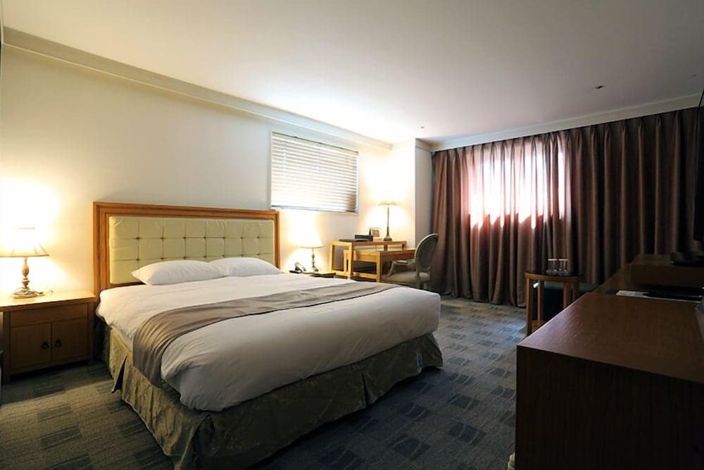 AW Hotel, Room, photo 5