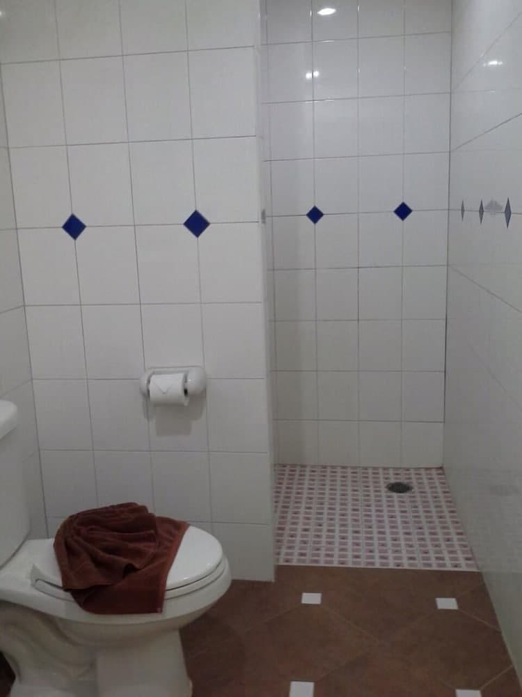 Vech guesthouse2, Bathroom, photo 5